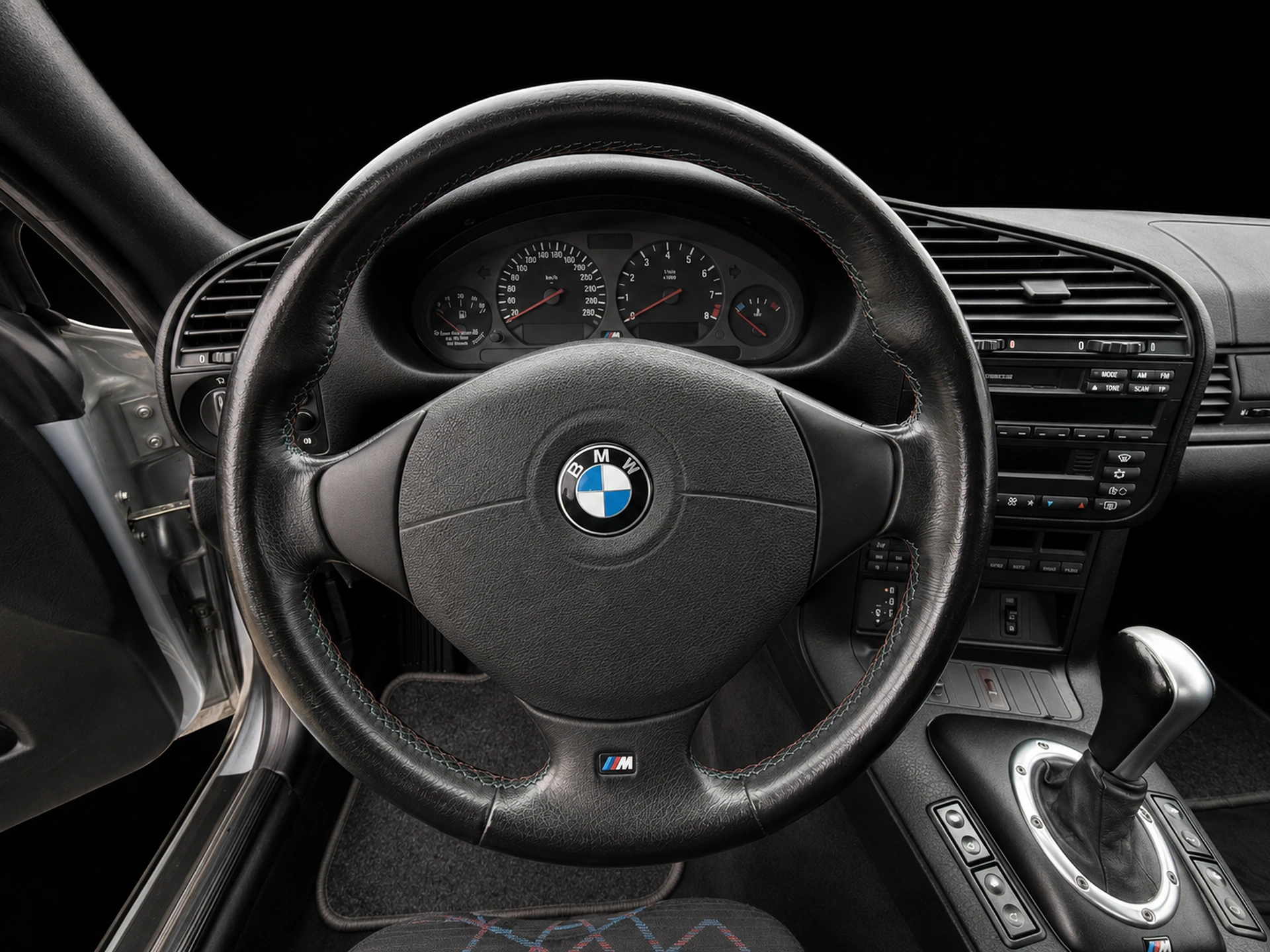 BMW M3 E36 1998 steering wheel